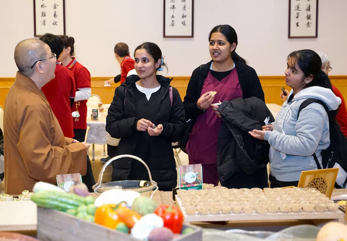 Community and Culture Unite: Fo Guang Shan Toronto Hosts Vegetarian Tasting and Appreciation Day to Celebrate International Meatless Day